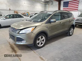 2013 Ford Escape SE z VIN 1FMCU0GXXDUA98582, wystawiony jako Copart lot #60981495 z przebiegiem 89 833 mil mil oraz Nie do naprawy • Non repairable. Historia ofert i sprzedaży dostępna na DreamBid. Obrazek 1.