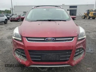 2013 Ford Escape Titanium with VIN 1FMCU9J90DUA77108, listed as a Copart auction lot 60799445 with 63,385 mi miles and Salvage title. Bid and sale history available at DreamBid. Image 5.