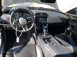 2020 Jaguar XE S with VIN SAJAE4FX5LCP57420, listed as a Copart auction lot 38023023 with 15,475 mi miles. Bid and sale history available at carsss.com. Image 8.