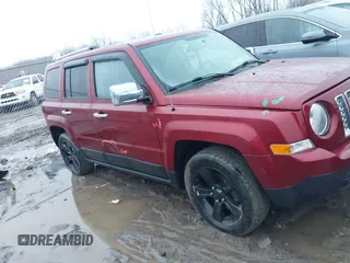 2016 Jeep Patriot Latitude with VIN 1C4NJPFA4GD748183, listed as a IAAI auction lot 41463617 with 76,598 mi miles and . Bid and sale history available at DreamBid. Image 13.