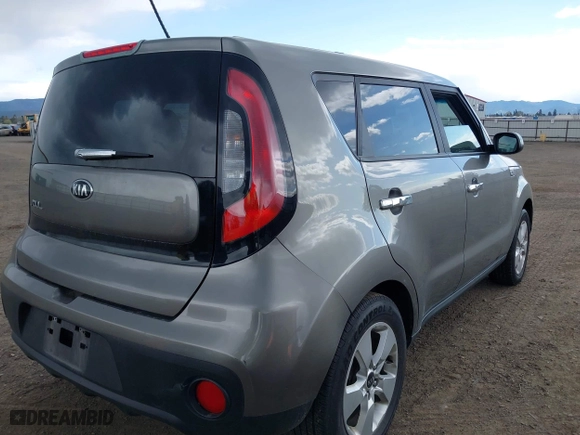 2017 Kia Soul with VIN KNDJN2A21H7485348, listed as a IAAI auction lot 42082739 with 83,557 mi miles. Bid and sale history available at carsss.com. Image 4.