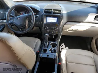2019 Ford Explorer XLT with VIN 1FM5K7D82KGA57850, listed as a Copart auction lot 49382905 with 81,754 mi miles and Salvage Title. Bid and sale history available at carsss.com. Image 8.