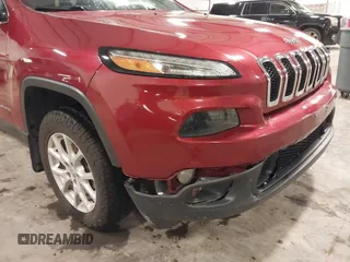 2016 Jeep Cherokee Latitude with VIN 1C4PJMCS2GW131065, listed as a IAAI auction lot 42296276 with 145,587 mi miles and . Bid and sale history available at DreamBid. Image 21.
