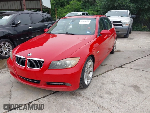 2006 BMW 3 Series 330i with VIN WBAVB33576KR78059, listed as a IAAI auction lot 42414372 with 81,571 mi miles and . Bid and sale history available at DreamBid. Image 2.