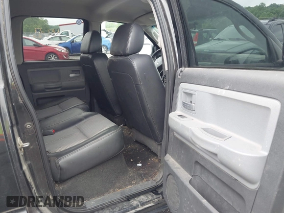 2008 Dodge Dakota с VIN 1D7HW68NX8S560117, выставлен на аукционе IAAI как лот 42383642 с пробегом 108 639 миль миль и . История ставок и продаж доступна на DreamBid. Изображение 8.