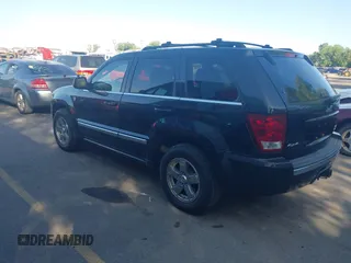 2005 Jeep Grand Cherokee Limited with VIN 1J4HR58285C587057, listed as a IAAI auction lot 42506360 with 139,122 mi miles and . Bid and sale history available at DreamBid. Image 3.