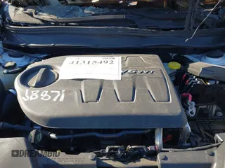 2017 Jeep Cherokee Latitude with VIN 1C4PJMCS6HW529977, listed as a IAAI auction lot 41315492 with Not provided miles and . Bid and sale history available at DreamBid. Image 10.