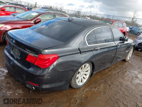2011 BMW 7 Series 750Li xDrive with VIN WBAKC8C56BC432113, listed as a IAAI auction lot 41479162 with 1 mi miles. Bid and sale history available at carsss.com. Image 4.