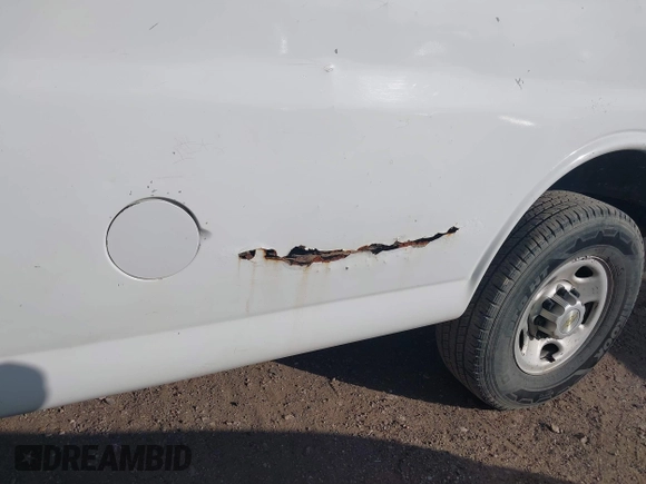 2013 Chevrolet Express Cargo with VIN 1GCWGFBA6D1185850, listed as a IAAI auction lot 40965967 with 165,641 mi miles and . Bid and sale history available at DreamBid. Image 6.