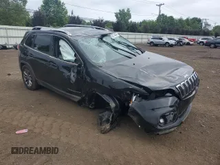 2019 Jeep Cherokee Latitude Plus с VIN 1C4PJMLB6KD431485, выставлен на аукционе Copart как лот 62214945 с пробегом 94 099 миль миль и Списание • Salvage title. История ставок и продаж доступна на DreamBid. Изображение 4.