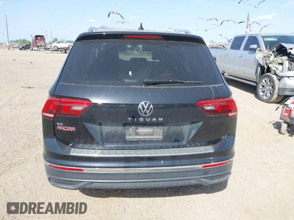 2024 Volkswagen Tiguan SE with VIN 3VVNB7AXXRM031028, listed as a IAAI auction lot 41832841 with 16,170 mi miles and . Bid and sale history available at DreamBid. Image 16.