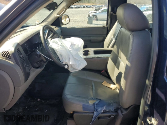 2009 Chevrolet Silverado 1500 Work Truck with VIN 1GCEC14X59Z189974, listed as a Copart auction lot 43809405 with 195,331 mi miles and Salvage Title. Bid and sale history available at DreamBid. Image 7.