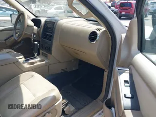 2007 Ford Explorer Sport Trac Limited with VIN 1FMEU33877UA55458, listed as a IAAI auction lot 42458054 with 369,645 mi miles and . Bid and sale history available at DreamBid. Image 5.