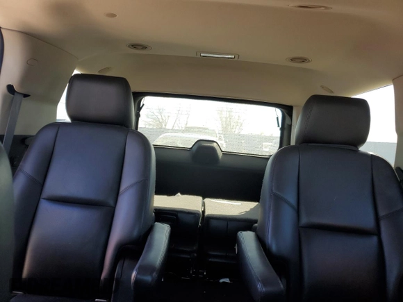 2013 GMC Yukon Denali with VIN 1GKS2EEF1DR124099, listed as a Copart auction lot 46895985 with 133,898 mi miles and Salvage Title. Bid and sale history available at carsss.com. Image 10.