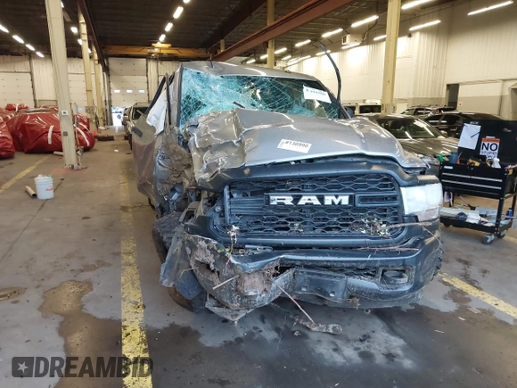 2022 Ram 2500 Tradesman with VIN 3C6UR5CJ8NG397797, listed as a IAAI auction lot 41104900 with 40,444 mi miles. Bid and sale history available at carsss.com. Image 1.