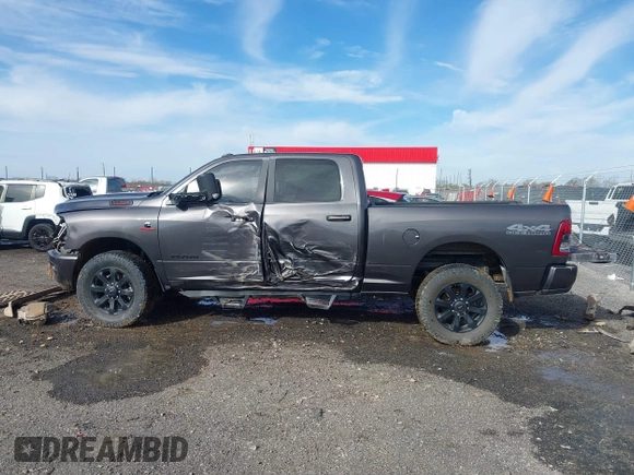 2022 Ram 2500 Big Horn with VIN 3C6UR5DL2NG167320, listed as a IAAI auction lot 41823301 with 160,268 mi miles and . Bid and sale history available at DreamBid. Image 15.