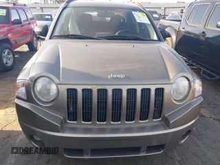 2008 Jeep Compass Sport with VIN 1J8FF47W08D705923, listed as a IAAI auction lot 41749761 with 179,848 mi miles and . Bid and sale history available at DreamBid. Image 12.