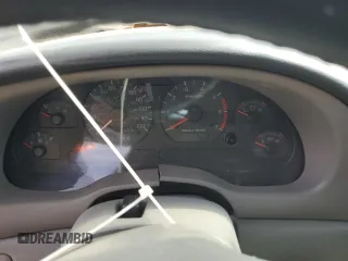 2003 Ford Mustang Standard с VIN 1FAFP40413F437836, выставлен на аукционе Copart как лот 58623395 с пробегом Не указан миль и Чистый • Clean title. История ставок и продаж доступна на DreamBid. Изображение 9.