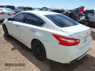 2017 Nissan Altima SR z VIN 1N4AL3AP4HN349577, wystawiony jako IAAI lot #41651995 z przebiegiem 119 180 mil mil oraz . Historia ofert i sprzedaży dostępna na DreamBid. Obrazek 3.