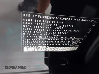 2024 Volkswagen Tiguan SE R-Line Black z VIN 3VVCB7AX4RM106944, wystawiony jako IAAI lot #42121362 z przebiegiem 11 777 mil mil oraz . Historia ofert i sprzedaży dostępna na DreamBid. Obrazek 9.