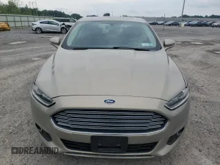2015 Ford Fusion SE with VIN 3FA6P0HD2FR302529, listed as a Copart auction lot 63992165 with 147,492 mi miles and Salvage title. Bid and sale history available at DreamBid. Image 5.
