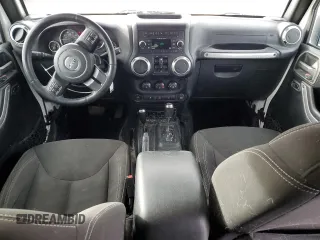 2018 Jeep Wrangler JK Unlimited Sahara with VIN 1C4HJWEG0JL923653, listed as a Copart auction lot 82151514 with 108,737 mi miles and Non Repairable. Bid and sale history available at carsss.com. Image 8.