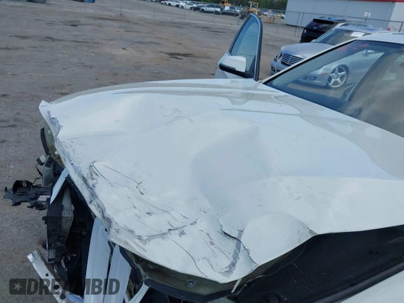 2014 BMW 5 Series 535i with VIN WBA5B1C56ED483780, listed as a IAAI auction lot 42308960 with 155,037 mi miles and . Bid and sale history available at DreamBid. Image 6.