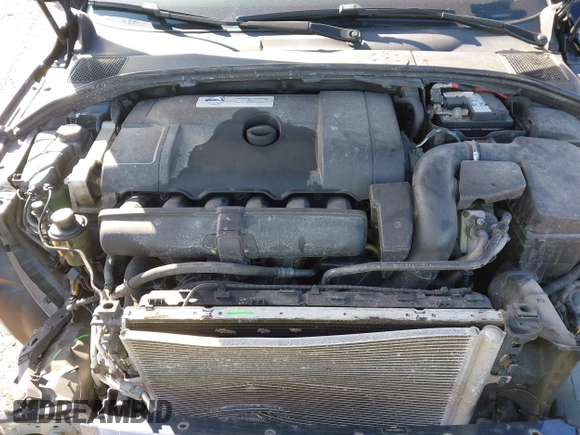 2010 Volvo XC70 3.2L with VIN YV4960BZ5A1078719, listed as a IAAI auction lot 41697871 with 115,608 mi miles and . Bid and sale history available at DreamBid. Image 10.