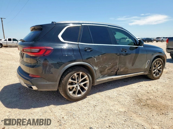 2021 BMW X5 sDrive40i with VIN 5UXCR4C09M9G23111, listed as a Copart auction lot 60509475 with 34,230 mi miles and Salvage title. Bid and sale history available at DreamBid. Image 3.
