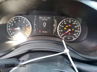 2015 Jeep Renegade Latitude with VIN ZACCJABT1FPB42710, listed as a Copart auction lot 49831015 with 196,048 mi miles and Salvage Title. Bid and sale history available at carsss.com. Image 9.
