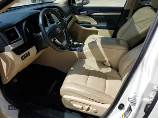 2015 Toyota Highlander XLE z VIN 5TDJKRFH4FS140378, wystawiony jako Copart lot #49265705 z przebiegiem 113 723 mil mil oraz Szkoda całkowita • Salvage title. Historia ofert i sprzedaży dostępna na DreamBid. Obrazek 7.