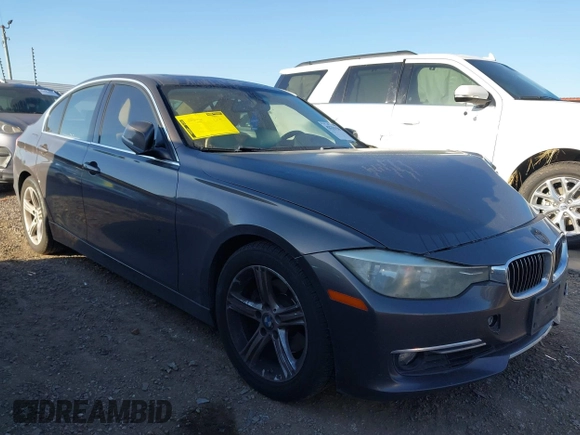 2013 BMW 3 Series 328i с VIN WBA3A5C5XDF601186, выставлен на аукционе IAAI как лот 42235936 с пробегом 207 589 миль миль и . История ставок и продаж доступна на DreamBid. Изображение 1.
