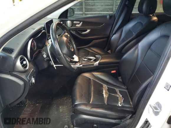 2015 Mercedes-Benz C 300 Luxury with VIN 55SWF4KB0FU082559, listed as a Copart auction lot 52482625 with 202,327 mi miles and Salvage Title. Bid and sale history available at DreamBid. Image 7.