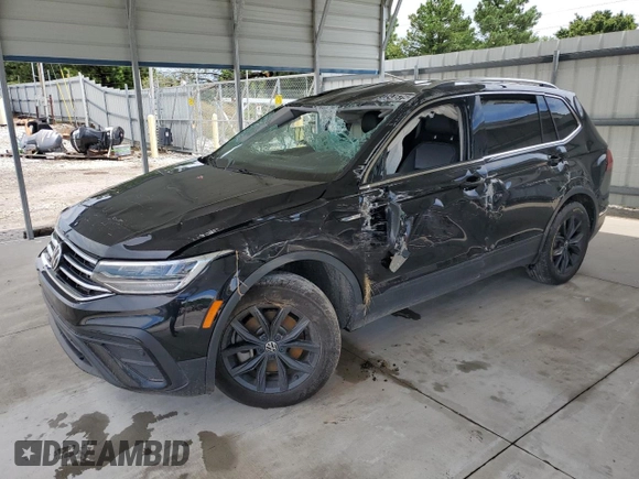 2024 Volkswagen Tiguan SE z VIN 3VV3B7AX5RM124854, wystawiony jako Copart lot #63654575 z przebiegiem 28 495 mil mil oraz Czysty tytuł • Clean title. Historia ofert i sprzedaży dostępna na DreamBid. Obrazek 1.
