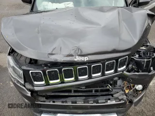 2018 Jeep Compass Limited with VIN 3C4NJDCBXJT470838, listed as a Copart auction lot 82395074 with 59,624 mi miles and Non Repairable. Bid and sale history available at DreamBid. Image 12.