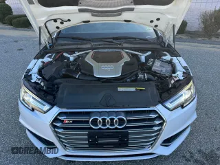 2018 Audi S4 Premium Plus with VIN WAUB4AF41JA002460, listed as a Copart auction lot 55532785 with 134,039 mi miles and Clean Title. Bid and sale history available at carsss.com. Image 7.