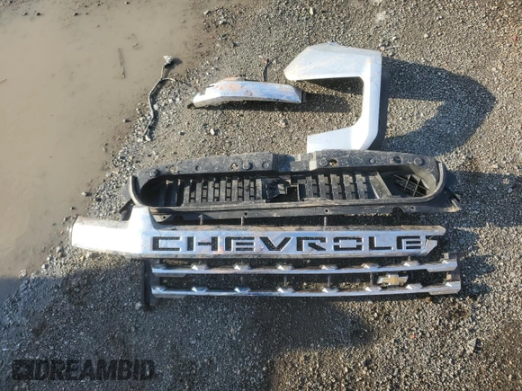 2022 Chevrolet Silverado 3500HD LTZ z VIN 1GC4YUEY1NF163633, wystawiony jako Copart lot #84660714 z przebiegiem 121 857 mil mil oraz Szkoda całkowita • Salvage title. Historia ofert i sprzedaży dostępna na DreamBid. Obrazek 12.