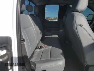 2023 Ford F-350 z VIN 1FT8X3BA1PED26053, wystawiony jako Copart lot #42484225 z przebiegiem 5 648 mil mil oraz Szkoda całkowita • Salvage title. Historia ofert i sprzedaży dostępna na DreamBid. Obrazek 10.