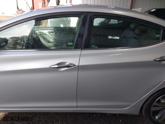 2014 Hyundai Elantra SE with VIN KMHDH4AE4EU165055, listed as a IAAI auction lot 40819849 with 127,536 mi miles. Bid and sale history available at carsss.com. Image 14.