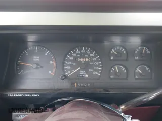 1989 Dodge Dakota z VIN 1B7GG66X9KS094016, wystawiony jako IAAI lot #41734985 z przebiegiem 156 980 mil mil oraz . Historia ofert i sprzedaży dostępna na DreamBid. Obrazek 7.