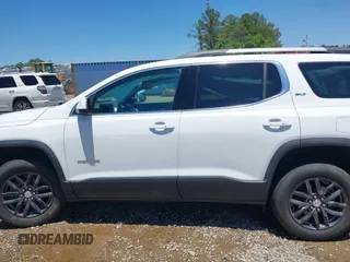 2018 GMC Acadia SLT z VIN 1GKKNMLA6JZ134938, wystawiony jako IAAI lot #42301360 z przebiegiem 124 105 mil mil oraz . Historia ofert i sprzedaży dostępna na DreamBid. Obrazek 14.