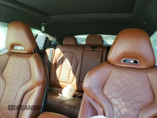 2020 BMW X4 M z VIN 5YMUJ0C04LLU67250, wystawiony jako Copart lot #41482343 z przebiegiem Nie podano mil oraz . Historia ofert i sprzedaży dostępna na DreamBid. Obrazek 10.