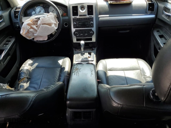 2009 Chrysler 300 Touring with VIN 2C3KA53V49H621930, listed as a Copart auction lot 58125004 with 346,358 mi miles and Salvage Title. Bid and sale history available at carsss.com. Image 8.