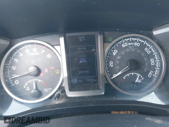 2017 Toyota Tacoma SR with VIN 5TFAX5GN1HX103476, listed as a IAAI auction lot 41555651 with 71,076 mi miles. Bid and sale history available at carsss.com. Image 7.