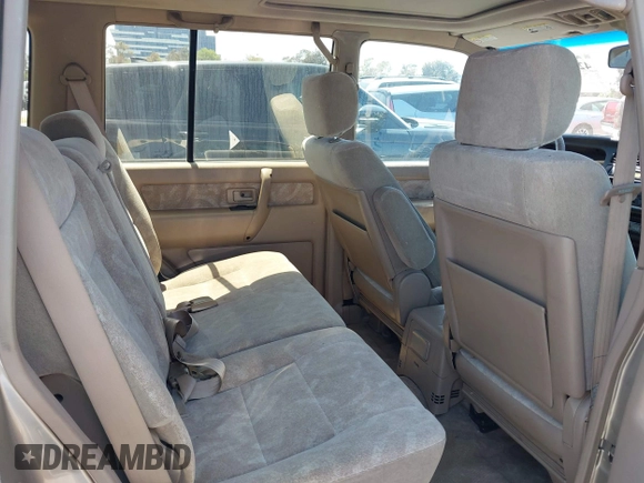 2002 Isuzu Trooper S with VIN JACDS58X327J07966, listed as a IAAI auction lot 42087241 with 153,591 mi miles and . Bid and sale history available at DreamBid. Image 8.