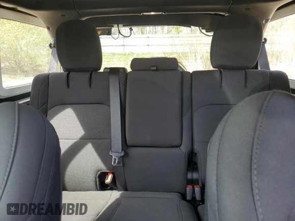 2023 Jeep Wrangler z VIN 1C4JJXN61PW623013, wystawiony jako Copart lot #54681425 z przebiegiem 26 574 mil mil oraz Czysty tytuł • Clean title. Historia ofert i sprzedaży dostępna na DreamBid. Obrazek 10.