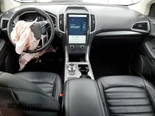 2023 Ford Edge SEL z VIN 2FMPK4J90PBA44811, wystawiony jako Copart lot #57846445 z przebiegiem 51 483 mil mil oraz Szkoda całkowita • Salvage title. Historia ofert i sprzedaży dostępna na DreamBid. Obrazek 8.