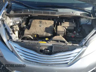 2011 Toyota Sienna XLE AAS with VIN 5TDYK3DC2BS025842, listed as a IAAI auction lot 41721185 with 228,959 mi miles and . Bid and sale history available at DreamBid. Image 10.