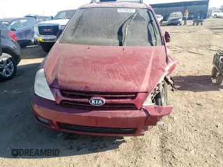 2009 Kia Sedona LX with VIN KNDMB233496272221, listed as a Copart auction lot 81194384 with 227,139 mi miles and Salvage Title. Bid and sale history available at carsss.com. Image 12.