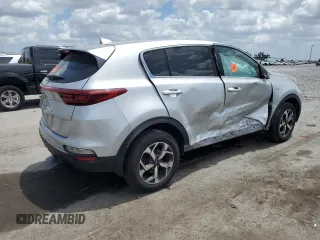 2020 Kia Sportage LX z VIN KNDPMCAC9L7675077, wystawiony jako Copart lot #55075725 z przebiegiem 71 747 mil mil oraz Nie do naprawy • Non repairable. Historia ofert i sprzedaży dostępna na DreamBid. Obrazek 3.